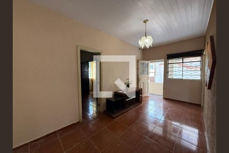 Sala de casa para alugar com 2 quartos, 180m² em Carlos Prates, Belo Horizonte