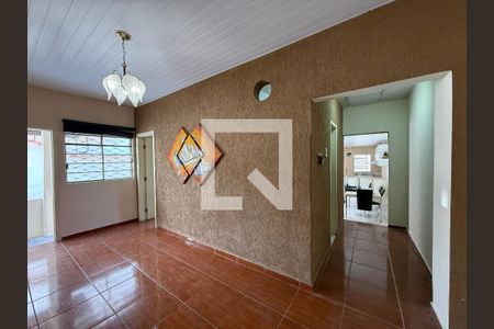 Sala de casa para alugar com 2 quartos, 180m² em Carlos Prates, Belo Horizonte