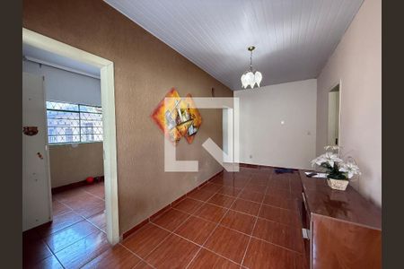 Sala de casa para alugar com 2 quartos, 180m² em Carlos Prates, Belo Horizonte