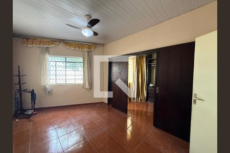 Sala de casa para alugar com 2 quartos, 180m² em Carlos Prates, Belo Horizonte