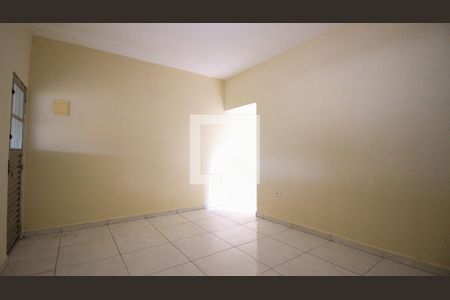Casa para alugar com 2 quartos, 110m² em Parque Sao Rafael, São Paulo