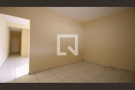 Casa para alugar com 2 quartos, 110m² em Parque Sao Rafael, São Paulo