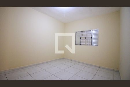 Casa para alugar com 2 quartos, 110m² em Parque Sao Rafael, São Paulo