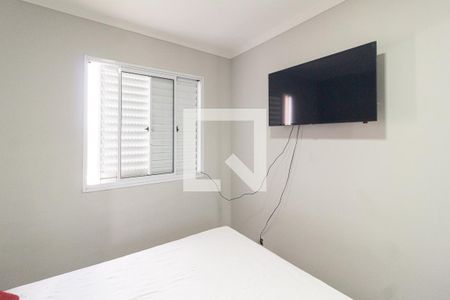 Quarto 2 de apartamento para alugar com 2 quartos, 44m² em Vila da Oportunidade, Carapicuíba