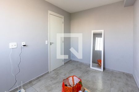 Quarto 1 de apartamento para alugar com 2 quartos, 40m² em Vila das Bandeiras, Guarulhos