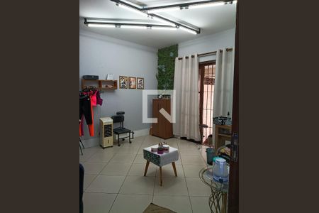 Sala de casa à venda com 2 quartos, 157m² em Vila Yolanda, Osasco