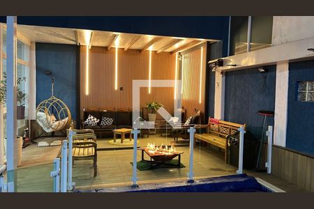 Sala de casa para alugar com 4 quartos, 368m² em Utinga, Santo André