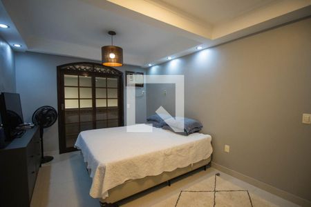 Suíte 1 de casa para alugar com 2 quartos, 225m² em Porto Novo, São Gonçalo