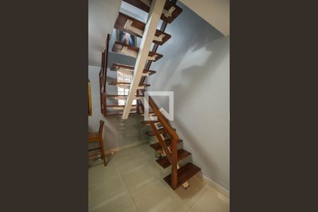Sala de casa para alugar com 2 quartos, 225m² em Porto Novo, São Gonçalo
