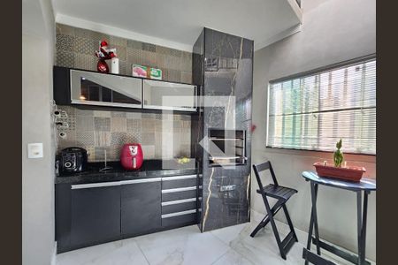 Cozinha de casa para alugar com 3 quartos, 120m² em Jardim Ipanema(Zona Leste), São Paulo
