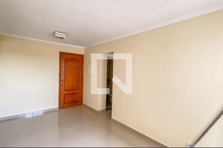 Sala de apartamento para alugar com 2 quartos, 47m² em Vila Paulistania, São Paulo