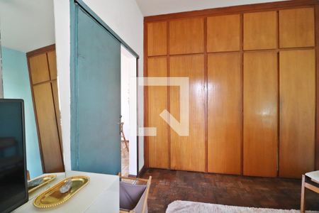 Quarto Suíte de apartamento para alugar com 1 quarto, 68m² em Martins, Uberlândia