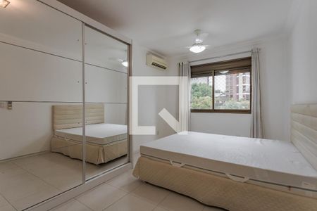 Suíte de apartamento para alugar com 2 quartos, 77m² em Bela Vista, Porto Alegre