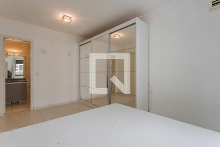 Suíte de apartamento para alugar com 2 quartos, 77m² em Bela Vista, Porto Alegre