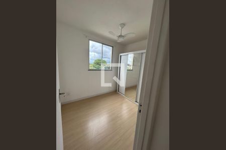 Quarto de apartamento para alugar com 2 quartos, 48m² em Inhoaíba, Rio de Janeiro