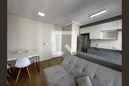Sala de apartamento para alugar com 2 quartos, 52m² em Alphaville Empresarial, Barueri
