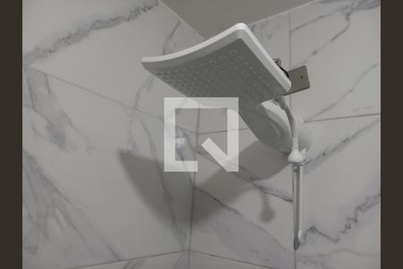 Banheiro de kitnet/studio para alugar com 1 quarto, 33m² em Campos Elíseos, São Paulo