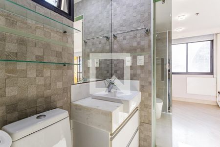 Banheiro de kitnet/studio à venda com 1 quarto, 35m² em Vila Uberabinha, São Paulo