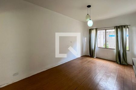 Sala de casa à venda com 4 quartos, 160m² em Jardim Santa Cruz, São Paulo