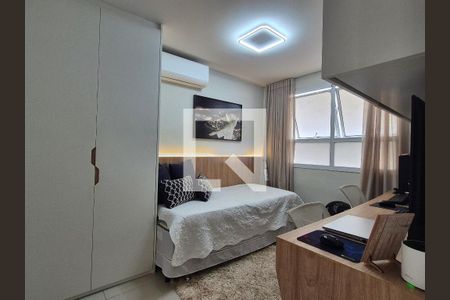 Casa de Condomínio para alugar com 4 quartos, 400m² em Recreio dos Bandeirantes, Rio de Janeiro