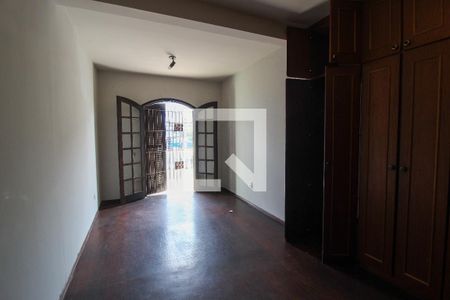 Quarto 1 de casa para alugar com 3 quartos, 233m² em Jardim Arpoador, São Paulo