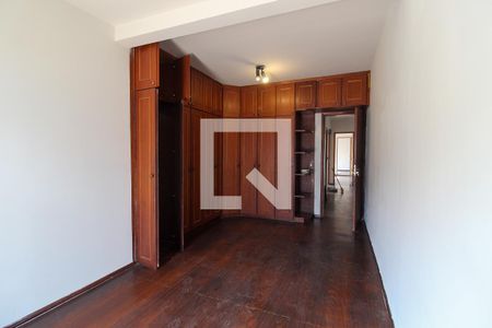 Quarto 1 de casa para alugar com 3 quartos, 233m² em Jardim Arpoador, São Paulo