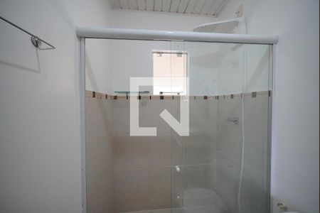 Banheiro da Suíte de apartamento para alugar com 1 quarto, 50m² em Carianos, Florianópolis
