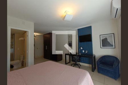 Quarto. escritorio e armario de kitnet/studio para alugar com 1 quarto, 38m² em Praia do Pecado, Macaé