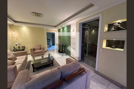 Sala 1 de casa para alugar com 5 quartos, 493m² em Vila Valqueire, Rio de Janeiro