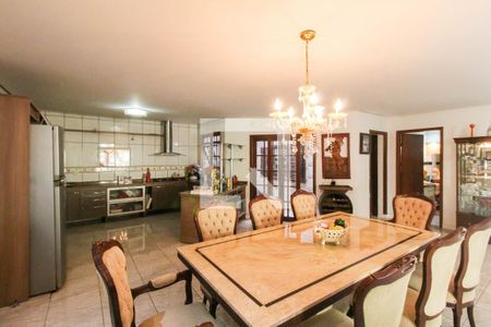 Sala/Cozinha de casa à venda com 2 quartos, 300m² em Igara, Canoas