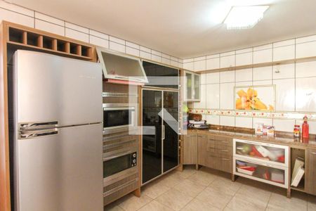 Sala/Cozinha de casa à venda com 2 quartos, 300m² em Igara, Canoas
