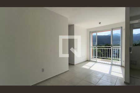 Sala de apartamento para alugar com 3 quartos, 58m² em Recreio dos Bandeirantes, Rio de Janeiro