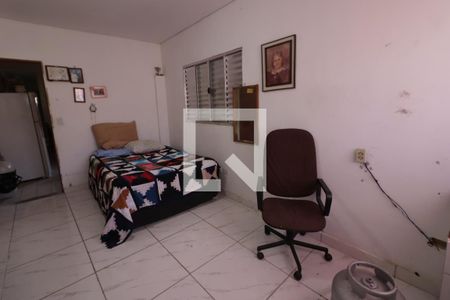 Suíte  de casa à venda com 4 quartos, 186m² em São Pedro, Osasco