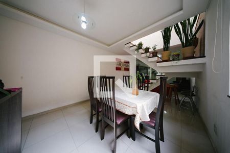 Sala de casa à venda com 3 quartos, 100m² em Cidade Patriarca, São Paulo