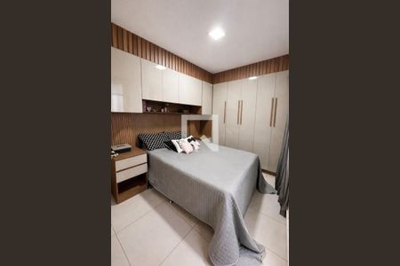 Quarto de apartamento para alugar com 2 quartos, 75m² em Portal do Vale, Uberlândia