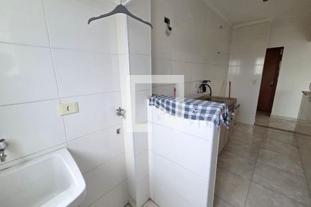 Área de Serviço de apartamento para alugar com 2 quartos, 94m² em Cidade Ocian, Praia Grande