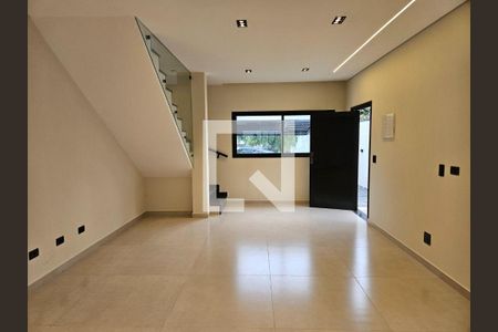 Casa à venda com 3 quartos, 131m² em Alphaville, Santana de Parnaíba