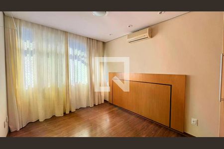 Apartamento à venda com 3 quartos, 125m² em Barro Preto, Belo Horizonte