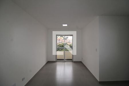 Sala de apartamento para alugar com 3 quartos, 65m² em Vila Dionisia, São Paulo