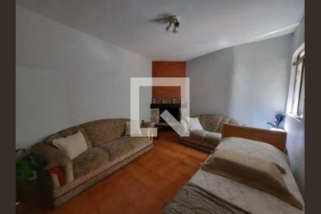 Casa à venda com 3 quartos, 226m² em Jardim Peri Peri, São Paulo