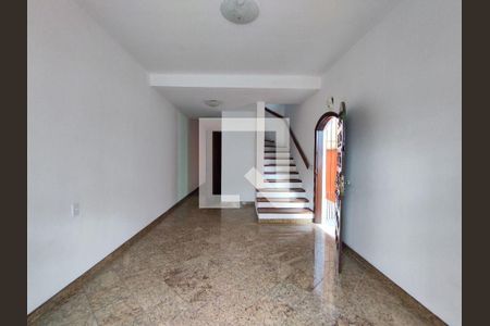 Casa à venda com 3 quartos, 150m² em Jardim Pinheiros, São Paulo