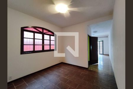 Casa à venda com 3 quartos, 150m² em Jardim Pinheiros, São Paulo