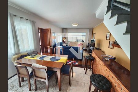 Casa à venda com 3 quartos, 247m² em Jardim Esmeralda, São Paulo