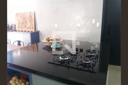 Casa à venda com 4 quartos, 266m² em Granja Julieta, São Paulo