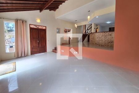 Sala de casa de condomínio à venda com 4 quartos, 226m² em Serra Grande, Niterói