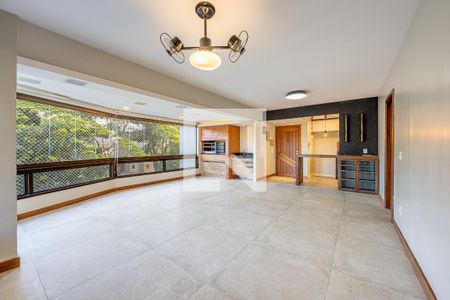 Sala de apartamento à venda com 3 quartos, 123m² em Petrópolis, Porto Alegre