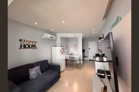 Sala de apartamento à venda com 1 quarto, 50m² em Recreio dos Bandeirantes, Rio de Janeiro