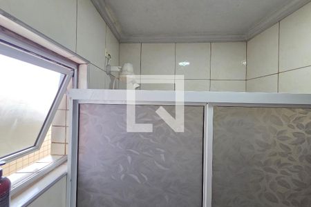 Banheiro de apartamento para alugar com 1 quarto, 50m² em Cidade Ocian, Praia Grande