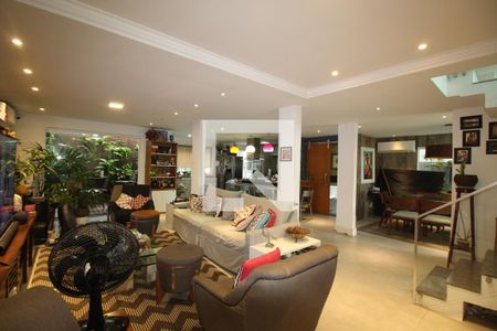 Sala de casa à venda com 4 quartos, 360m² em Anil, Rio de Janeiro