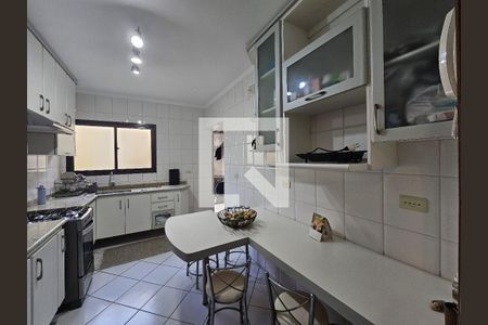 Cozinha de apartamento à venda com 3 quartos, 99m² em Vila Alzira, Santo André